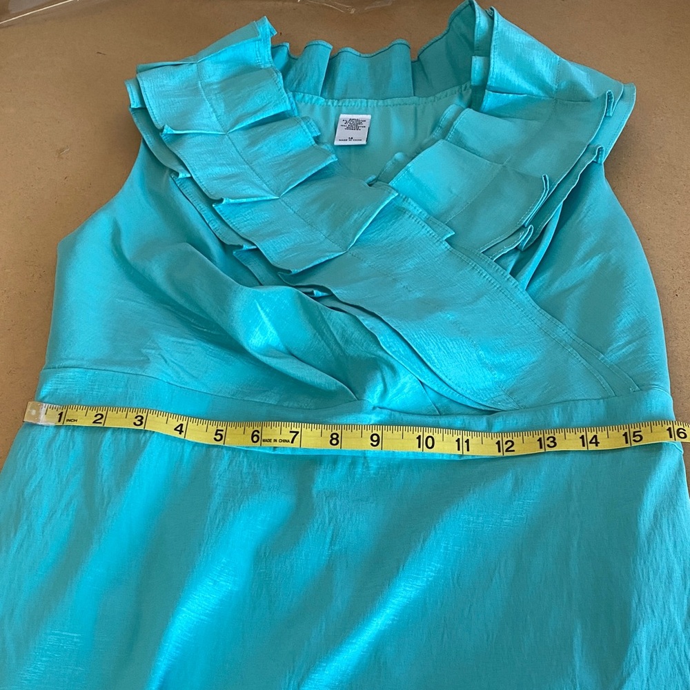 Elegant Turquoise Sleeveless Dress - Picture 6 of 7